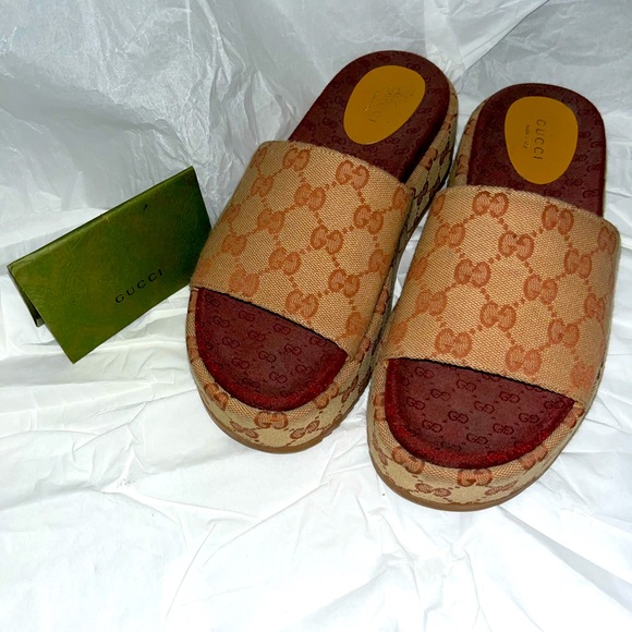 GUCCI GG Monogram Platform Slide Sandals - Picture 1 of 3